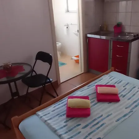 Ana&mia Apartment *